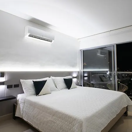 Luxury-ocean View In Bocagrande Apartment *