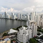 Luxury-Ocean View Apartment In Bocagrande